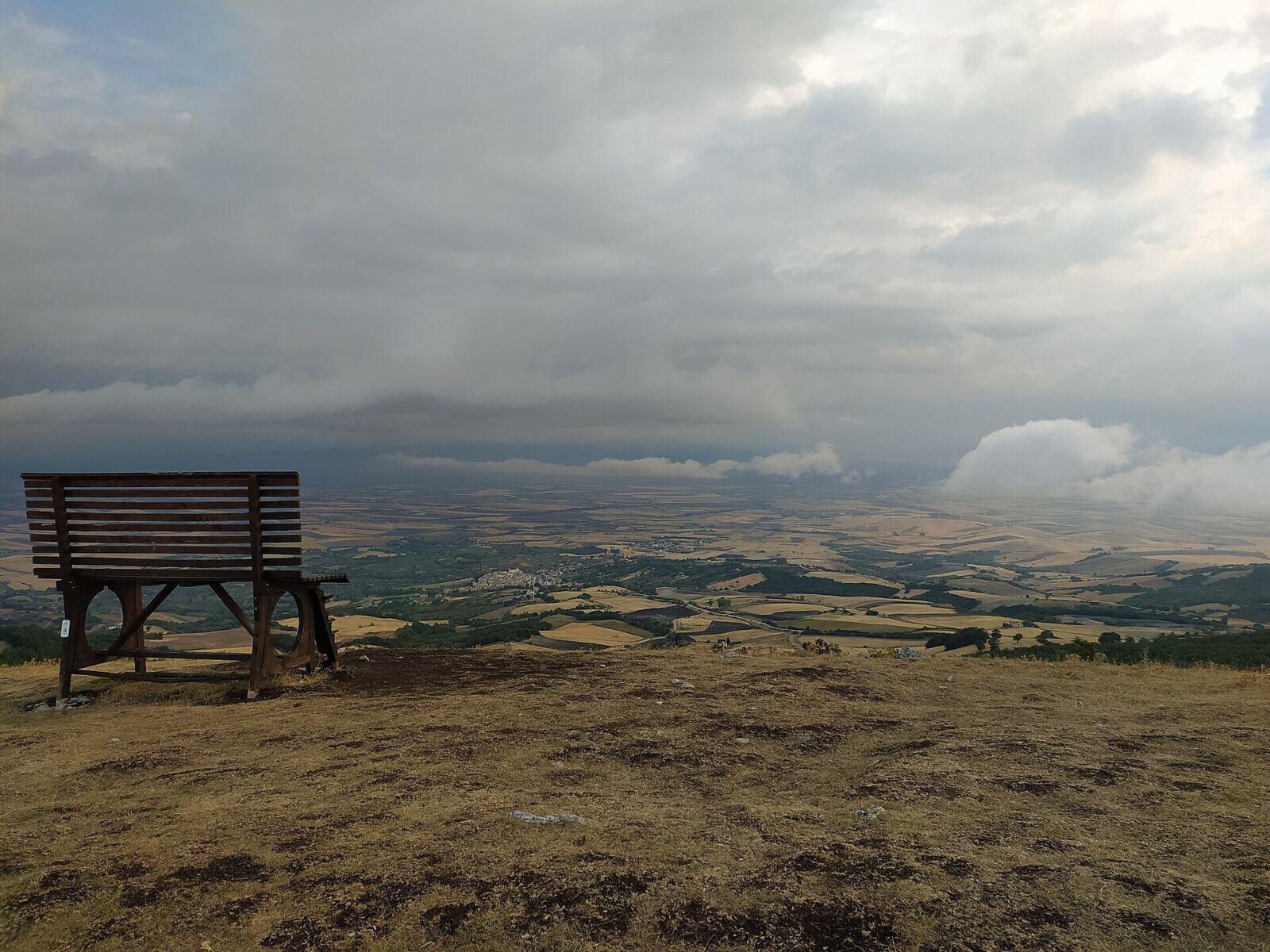 Boschi e colline dei Monti Dauni visti dalla cima del Monte Cornacchia